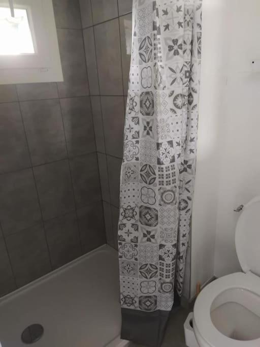 Baix Maison Chez Catherine מראה חיצוני תמונה