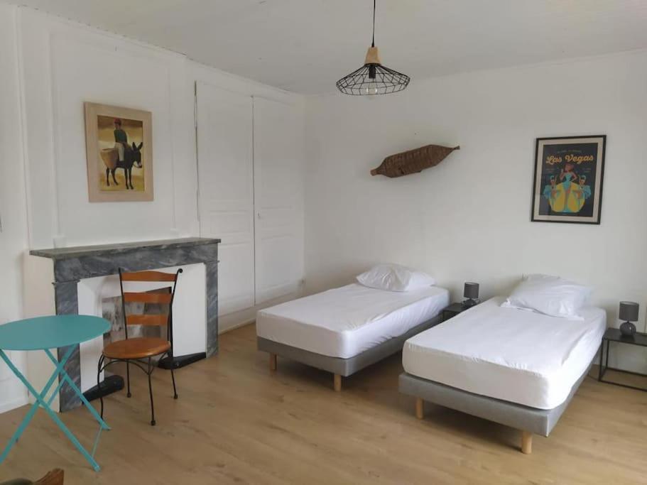 Baix Maison Chez Catherine מראה חיצוני תמונה